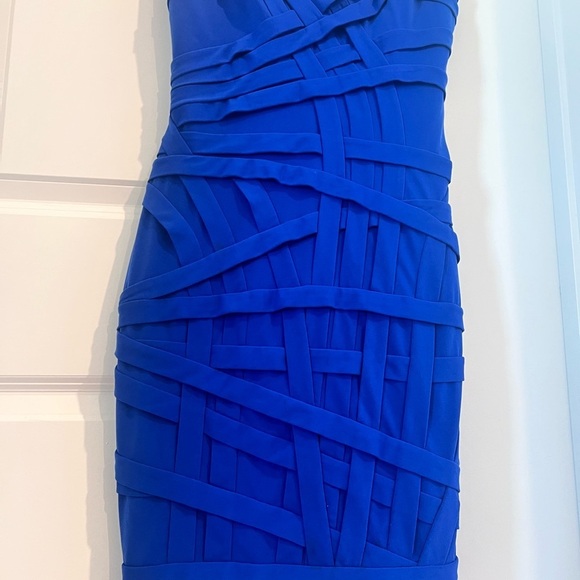 Tadashi Shoji Royal Blue Bandage Dress Size Small - Picture 8 of 11